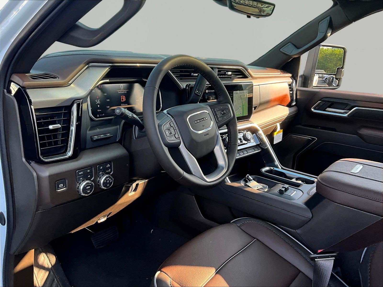 New 2026 GMC Sierra 3500 Denali w/ Denali Reserve Package AWD/4WD image 16