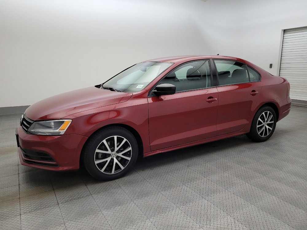 Used 2016 Volkswagen Jetta SE image 2