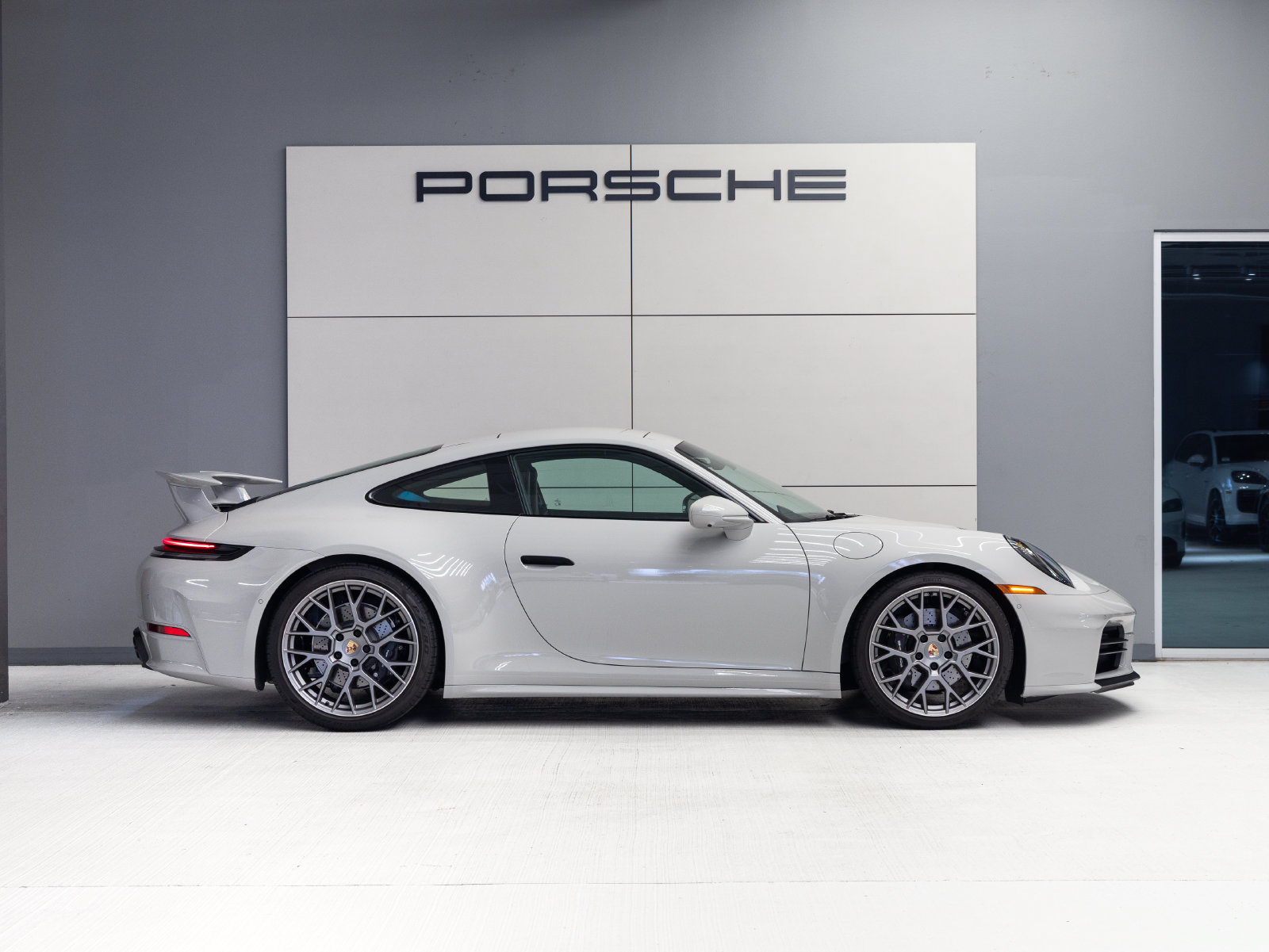 Certified 2025 Porsche 911 Carrera RWD image 8