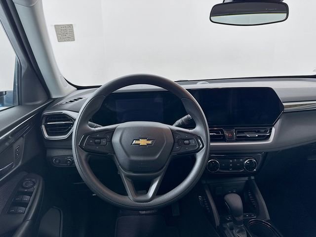 Used 2025 Chevrolet TrailBlazer LT image 21