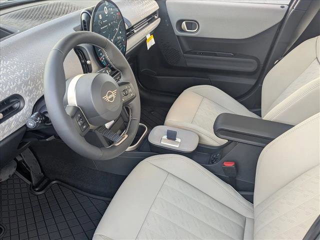 New 2026 MINI Cooper 4-Door Hardtop image 3