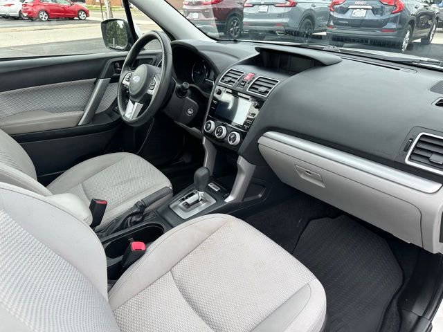 Used 2017 Subaru Forester 2.5i Premium image 24
