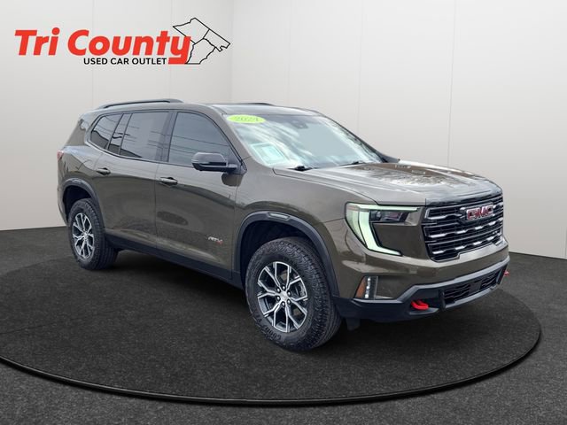 Used 2024 GMC Acadia AT4 w/ Luxury Package image 1