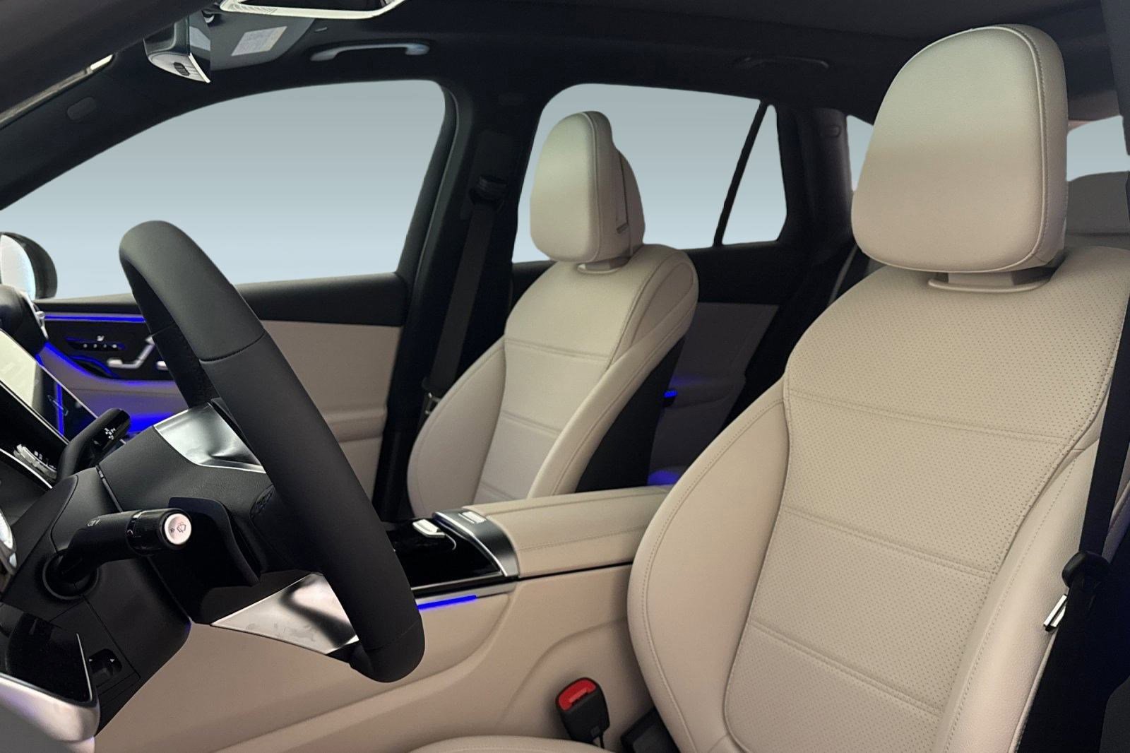 New 2026 Mercedes-Benz GLC 300 image 19