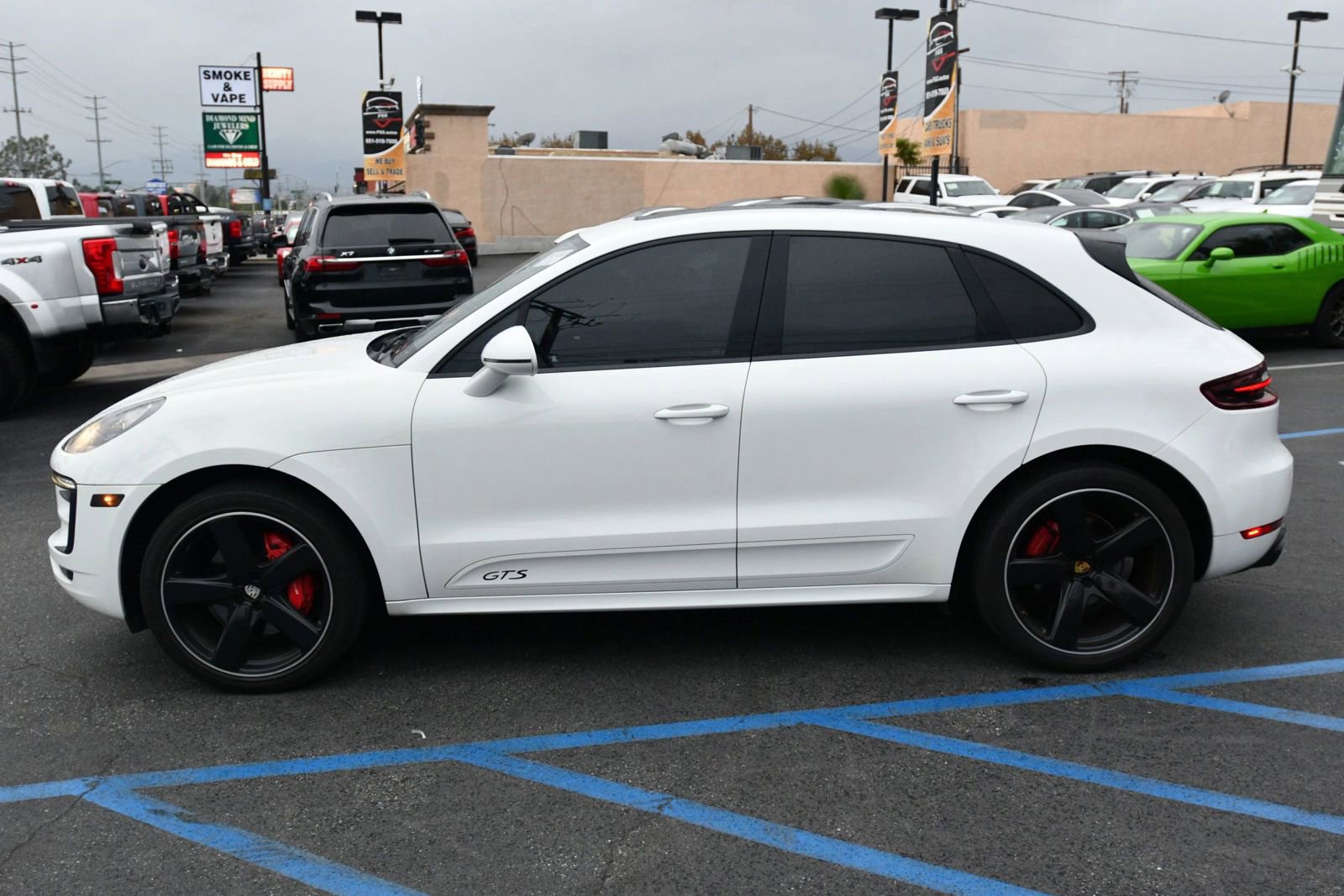 Used 2017 Porsche Macan GTS image 4