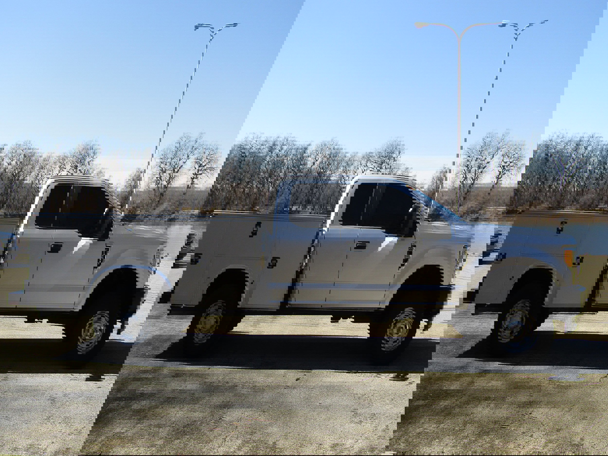 Used 2017 Ford F250 XL image 5