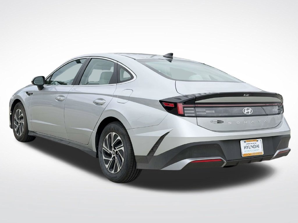 Certified 2026 Hyundai Sonata Blue FWD image 9
