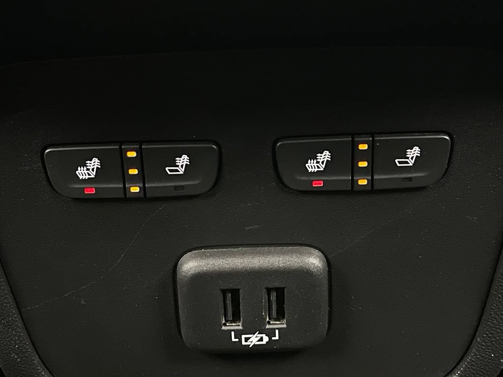 Used 2020 Chevrolet Equinox Premier FWD image 6