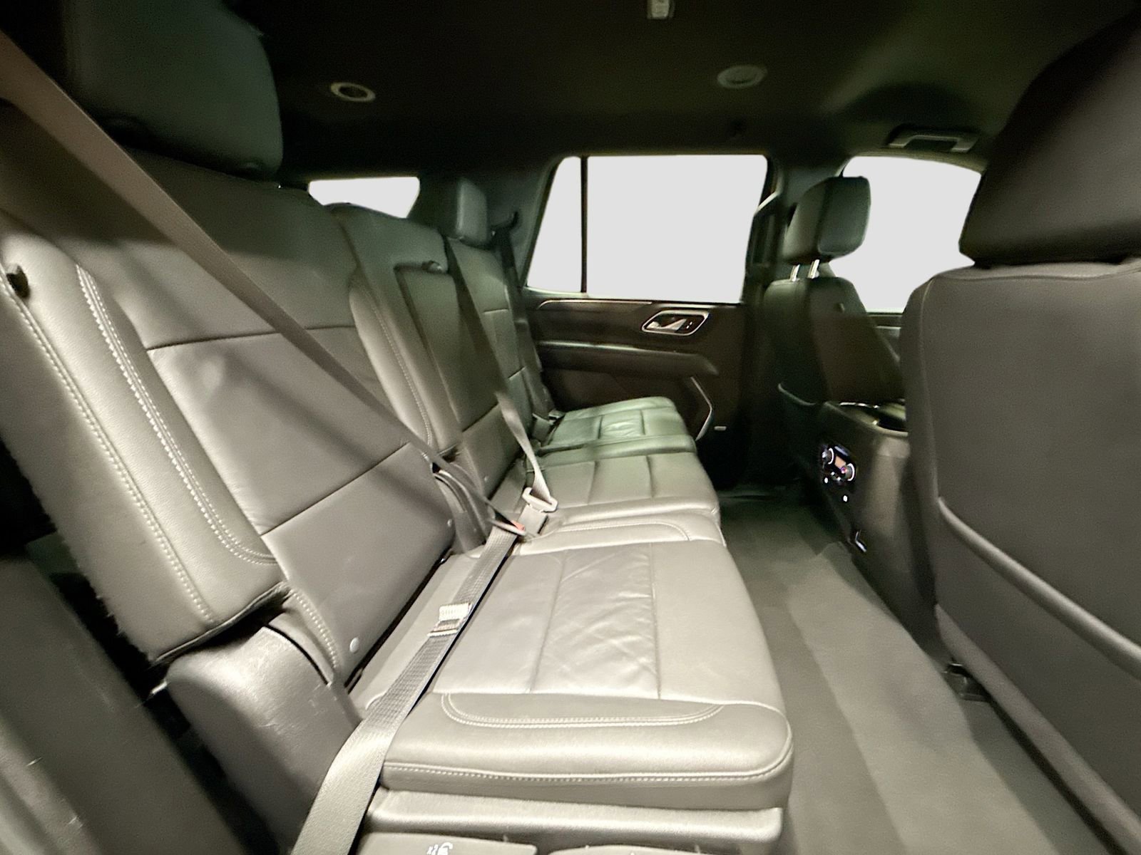 Used 2024 Chevrolet Tahoe LT AWD/4WD image 31