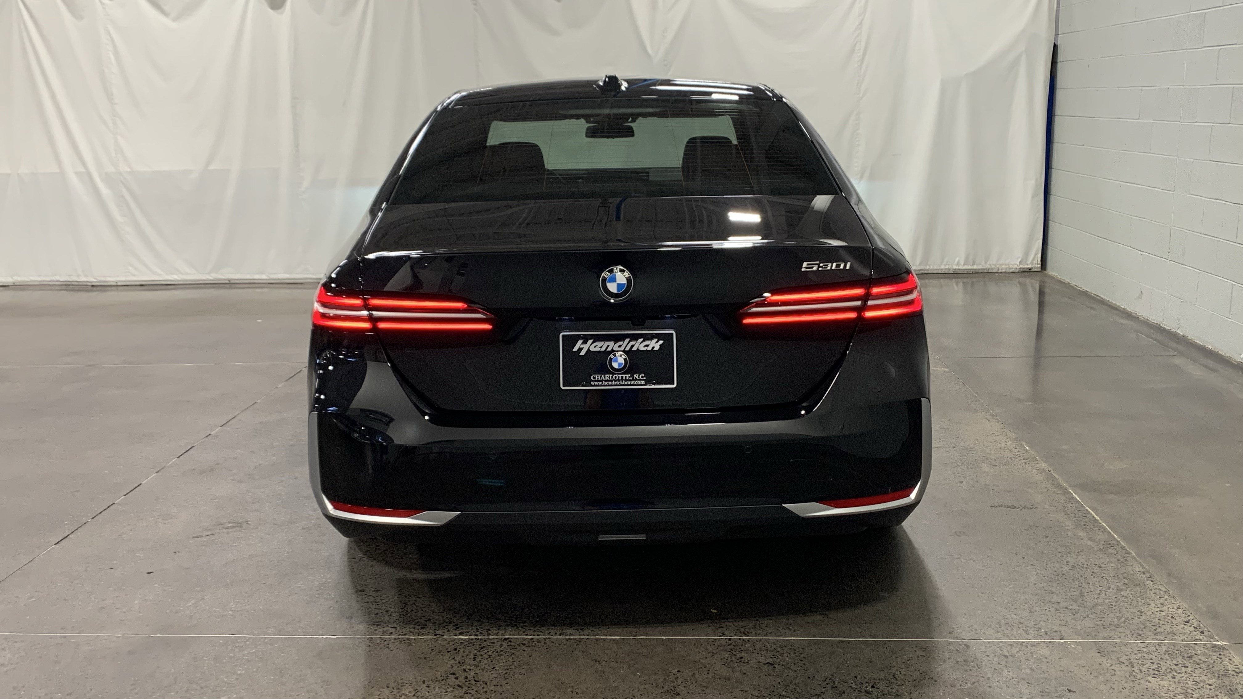 Used 2026 BMW 530i image 7