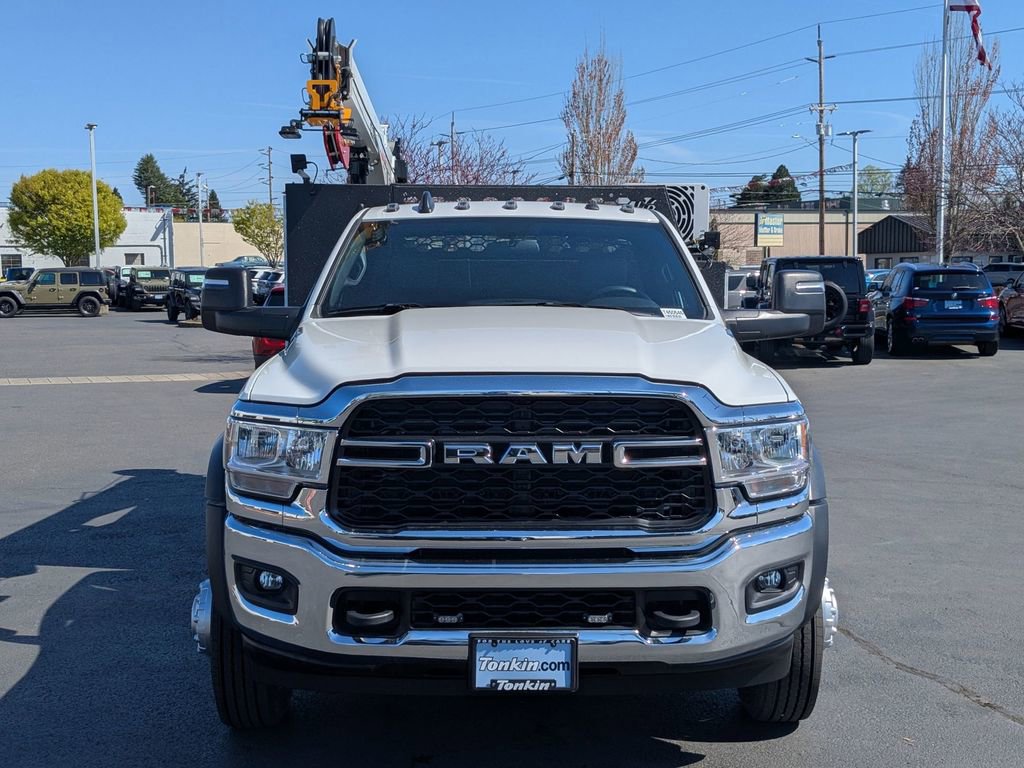 New 2024 RAM 5500 Tradesman AWD/4WD image 8