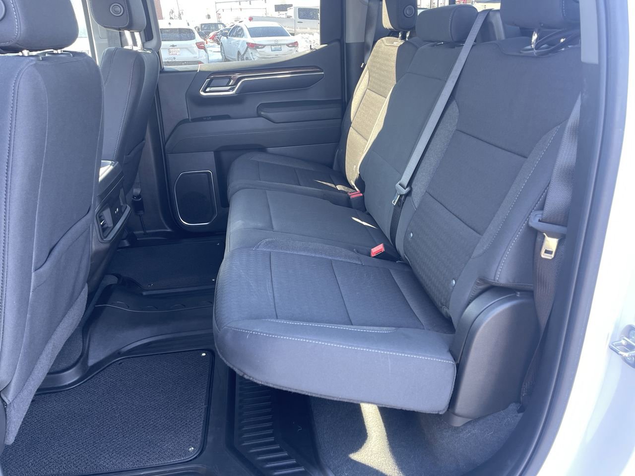 Certified 2024 Chevrolet Silverado 1500 LT AWD/4WD image 24