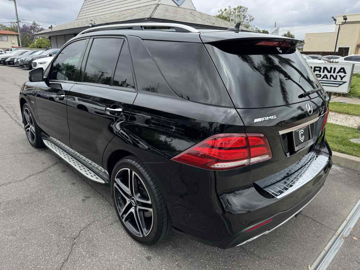 Used 2017 Mercedes-Benz GLE 43 AMG 4MATIC image 3