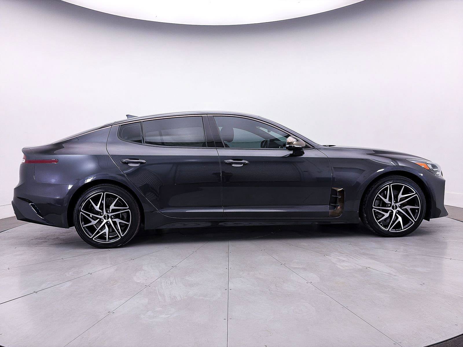 Certified 2023 Kia Stinger GT-Line RWD image 39