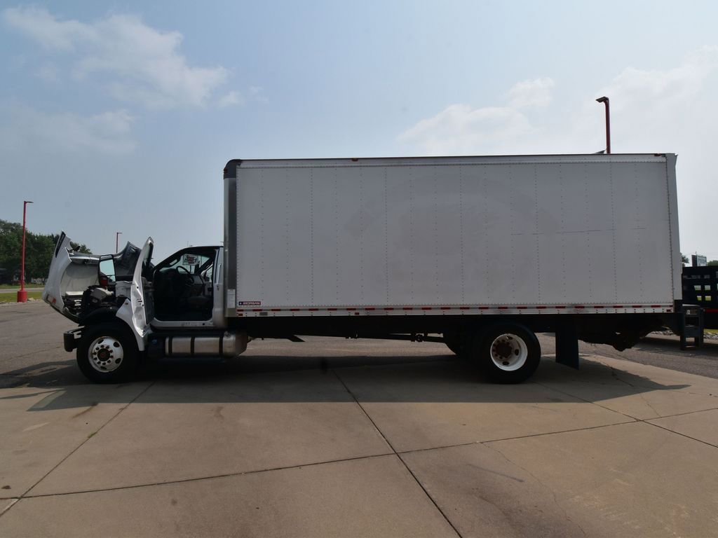 Used 2019 Ford F750 2WD Regular Cab Super Duty image 17