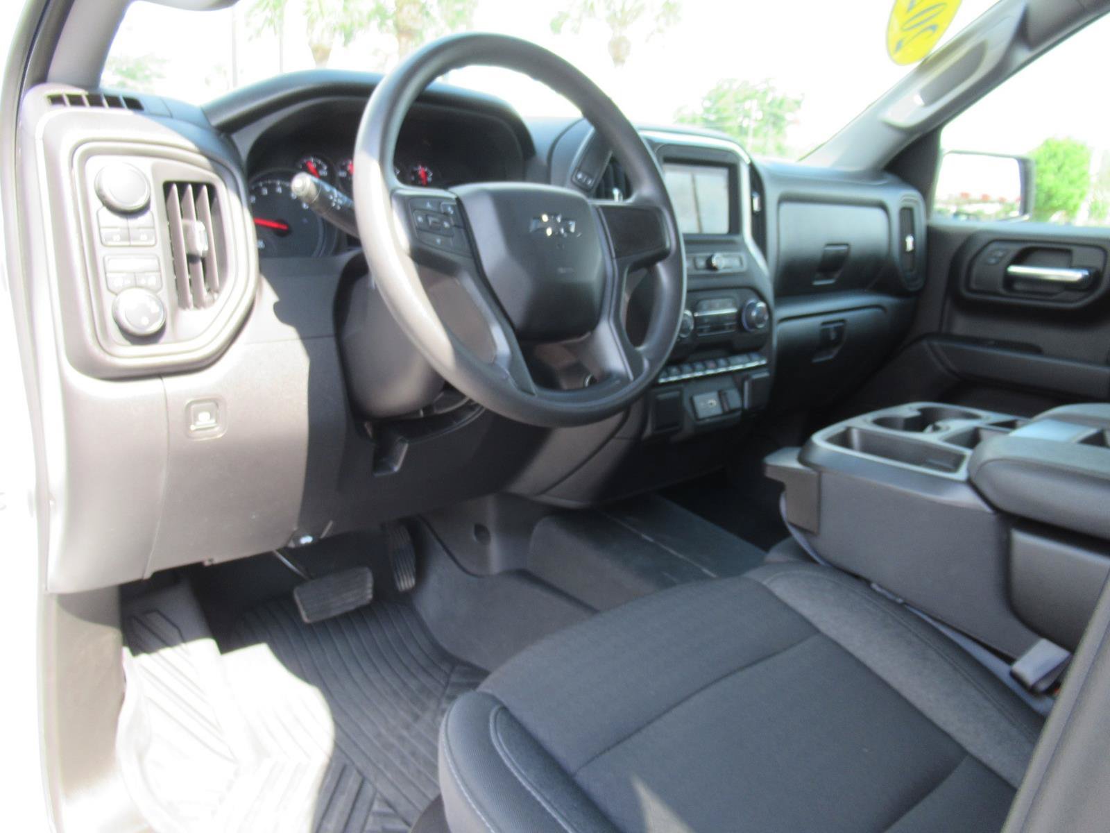 Used 2024 Chevrolet Silverado 1500 Custom Trail Boss w/ LPO, Dark Essentials Package AWD/4WD image 19
