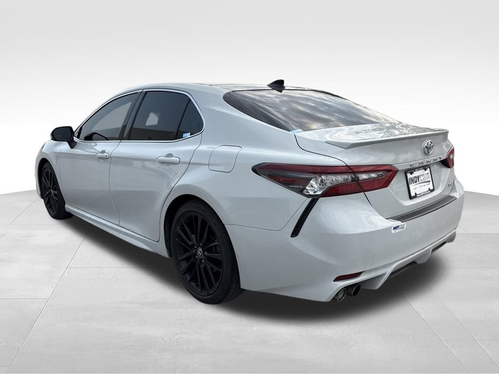 Used 2022 Toyota Camry XSE FWD image 7