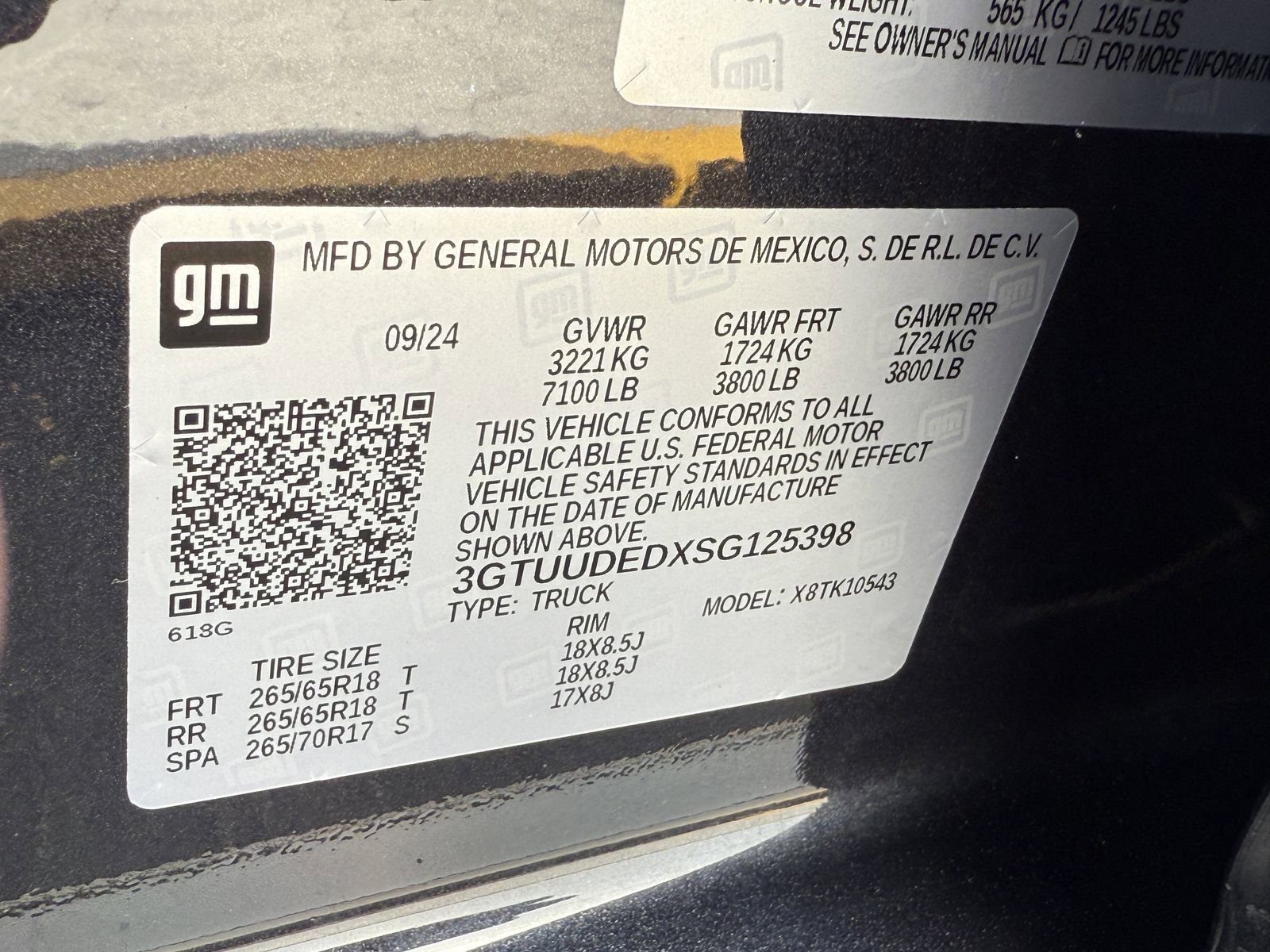 Used 2025 GMC Sierra 1500 SLT image 32