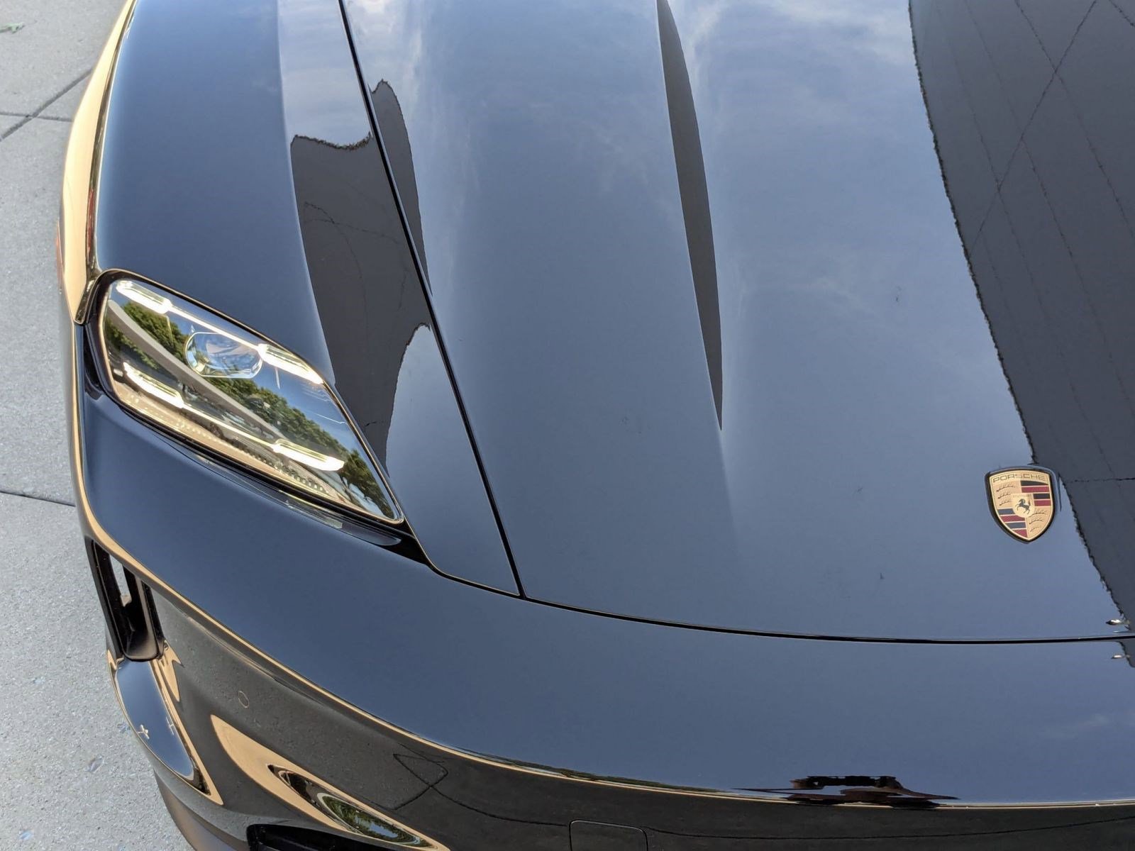 New 2025 Porsche Taycan AWD/4WD image 12
