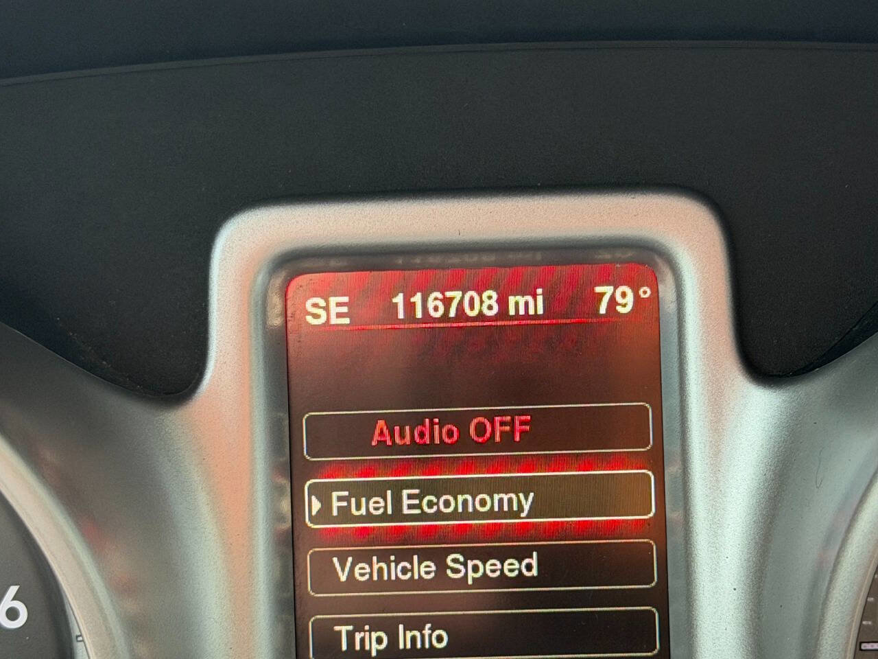 Used 2016 Dodge Journey SE w/ Flexible Seating Group image 23