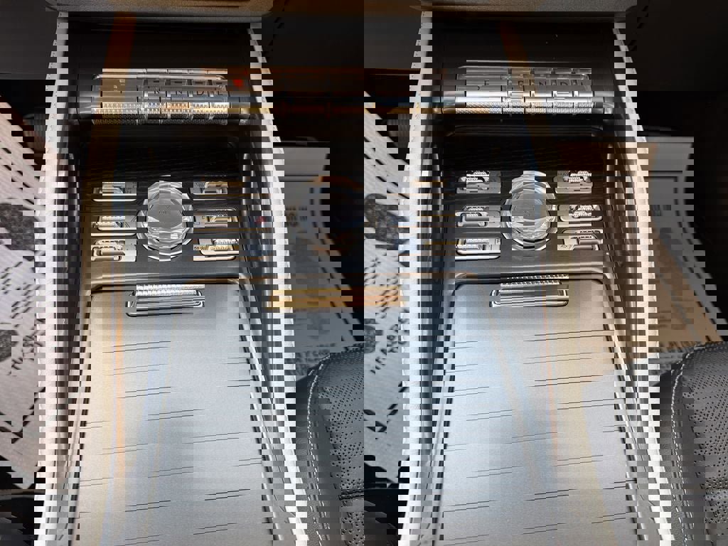 Used 2024 Lincoln Nautilus Reserve image 20