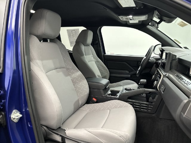 Used 2024 Toyota Tacoma SR5 AWD/4WD image 25