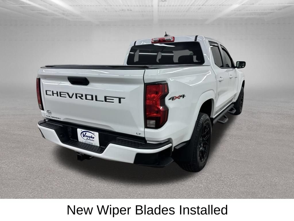 Used 2024 Chevrolet Colorado LT AWD/4WD image 14