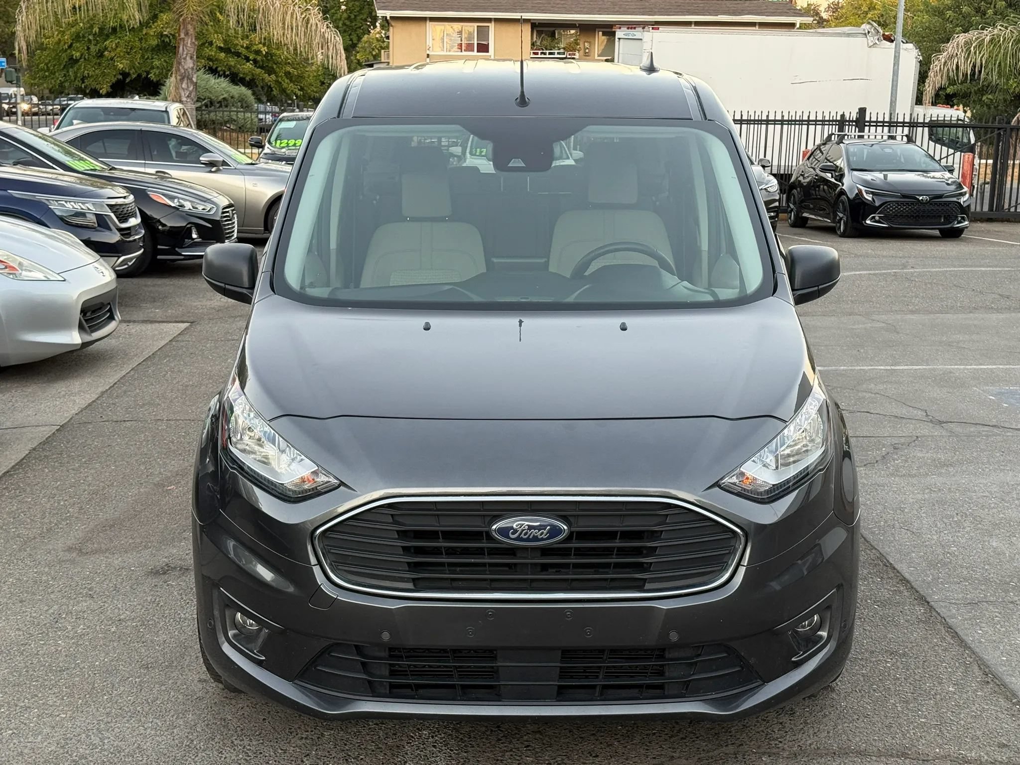 Used 2023 Ford Transit Connect XLT FWD image 9