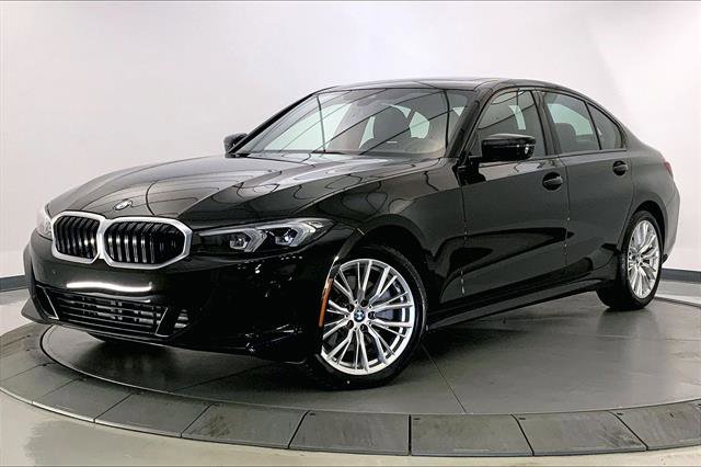 Certified 2023 BMW 330i xDrive Sedan w/ Driving Assistance Package image 11