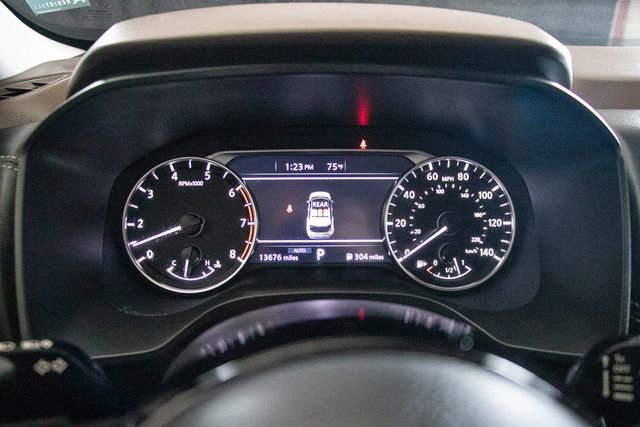 Used 2023 Nissan Rogue SV image 28