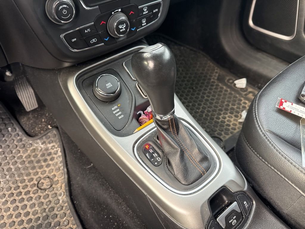 Used 2019 Jeep Compass Latitude w/ Popular Equipment Group image 7