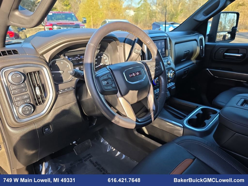 Used 2022 GMC Sierra 3500 AT4 w/ AT4 Premium Plus Package image 16
