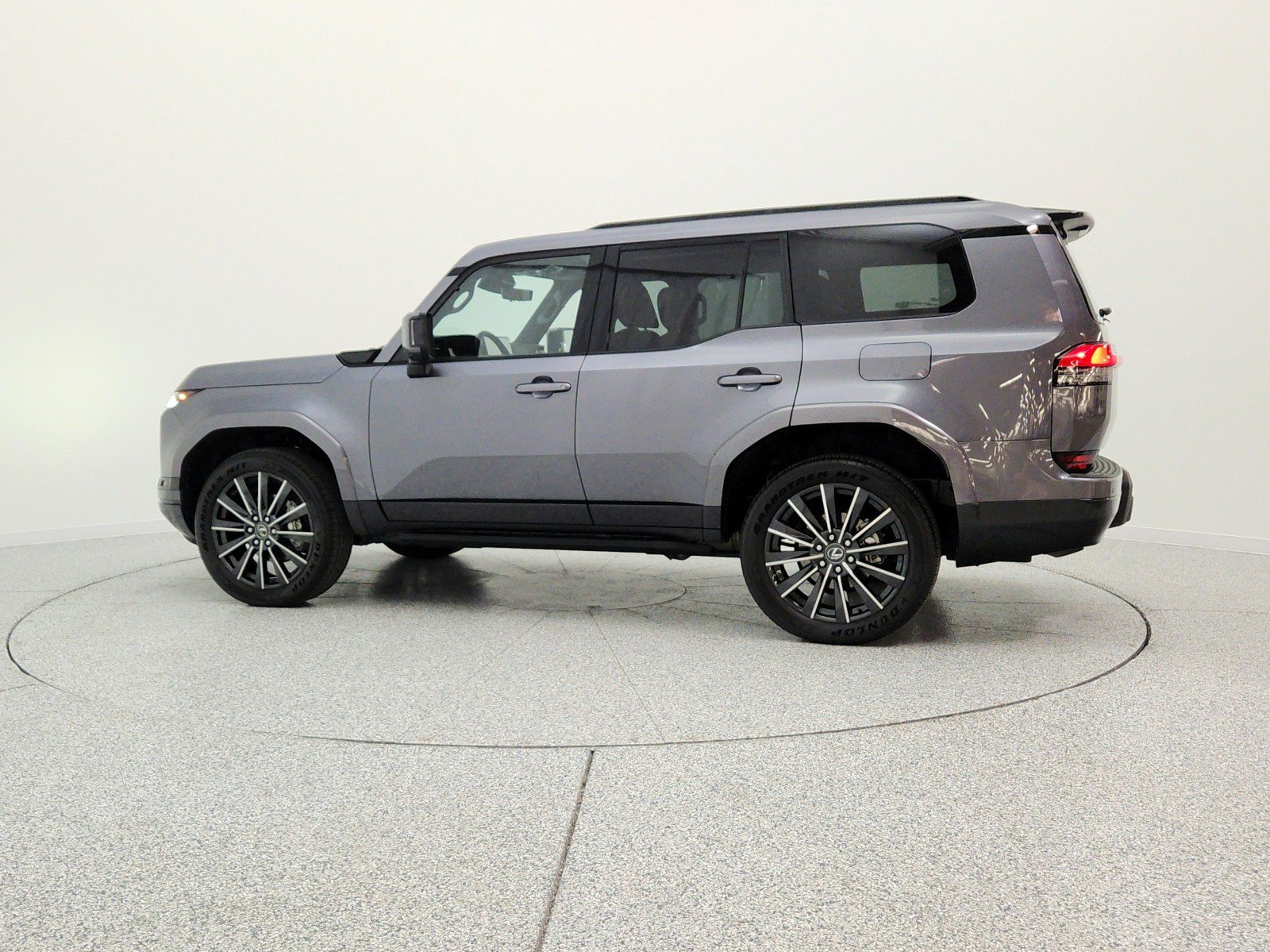 Used 2025 Lexus GX 550 w/ Accessory Package (Z1) AWD/4WD image 8