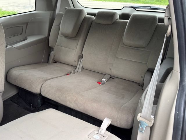 Used 2012 Honda Odyssey LX image 8