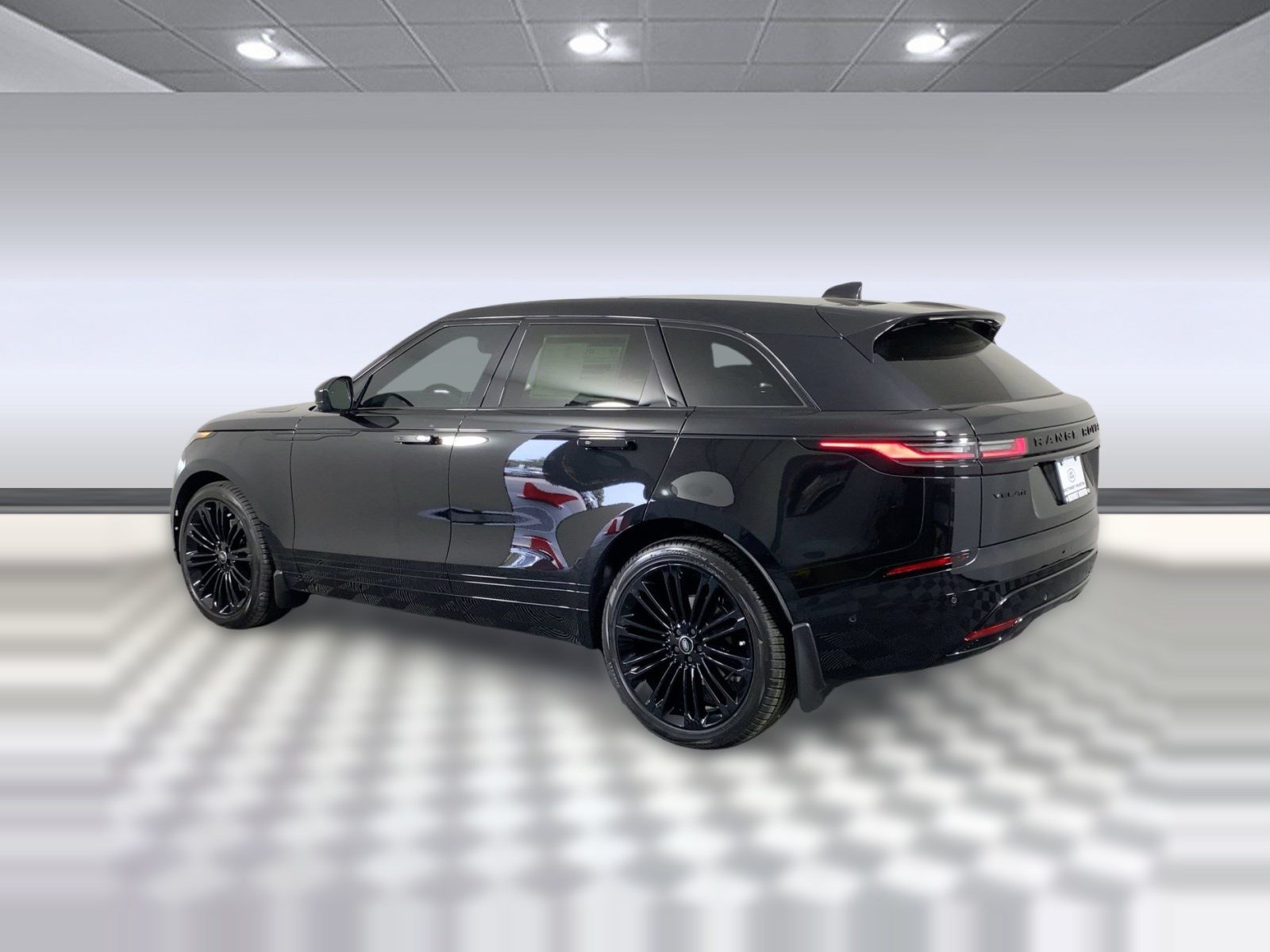 Used 2026 Land Rover Range Rover Velar Dynamic SE AWD/4WD image 3