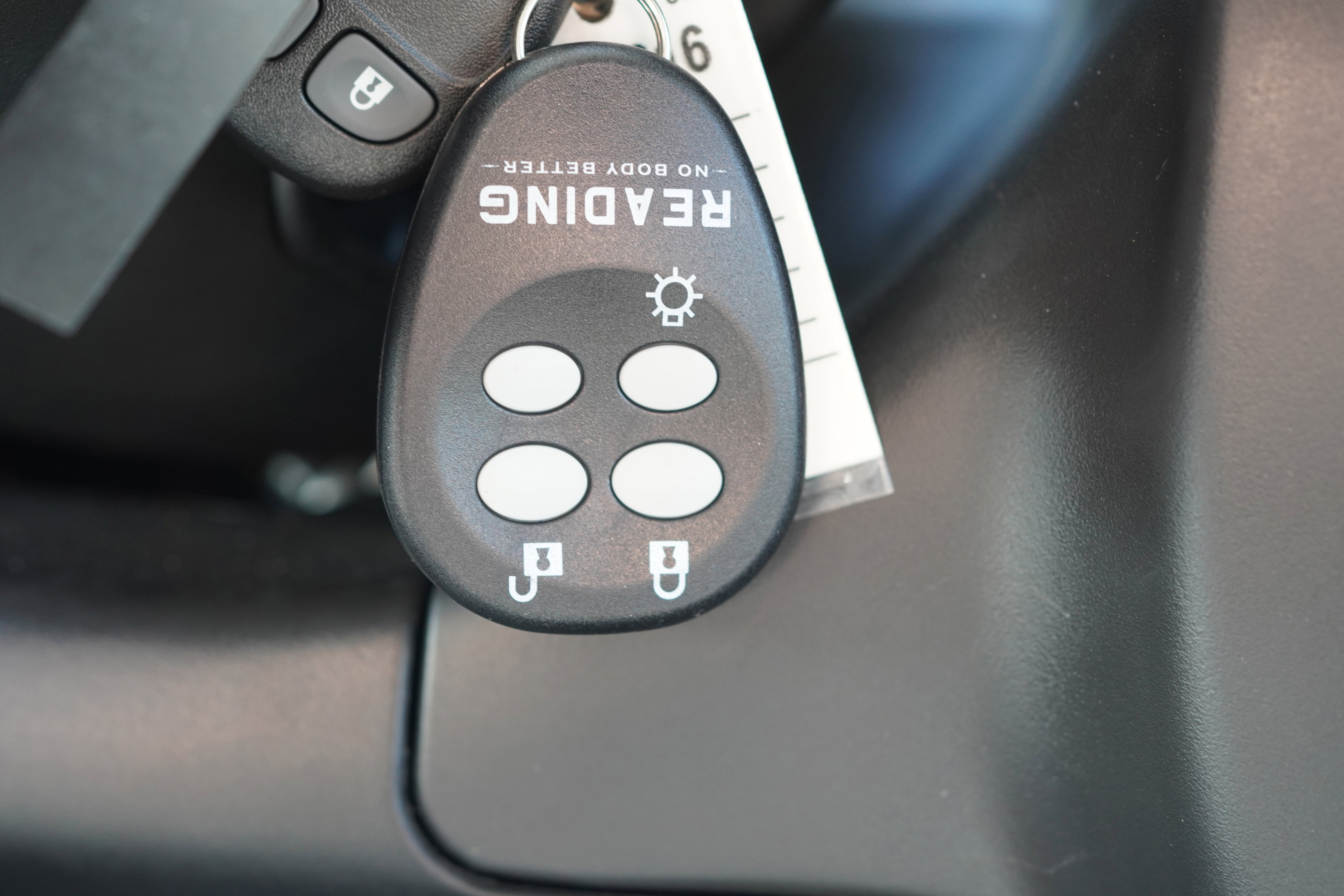 New 2025 GMC Savana 3500 w/ Power Convenience Package image 27