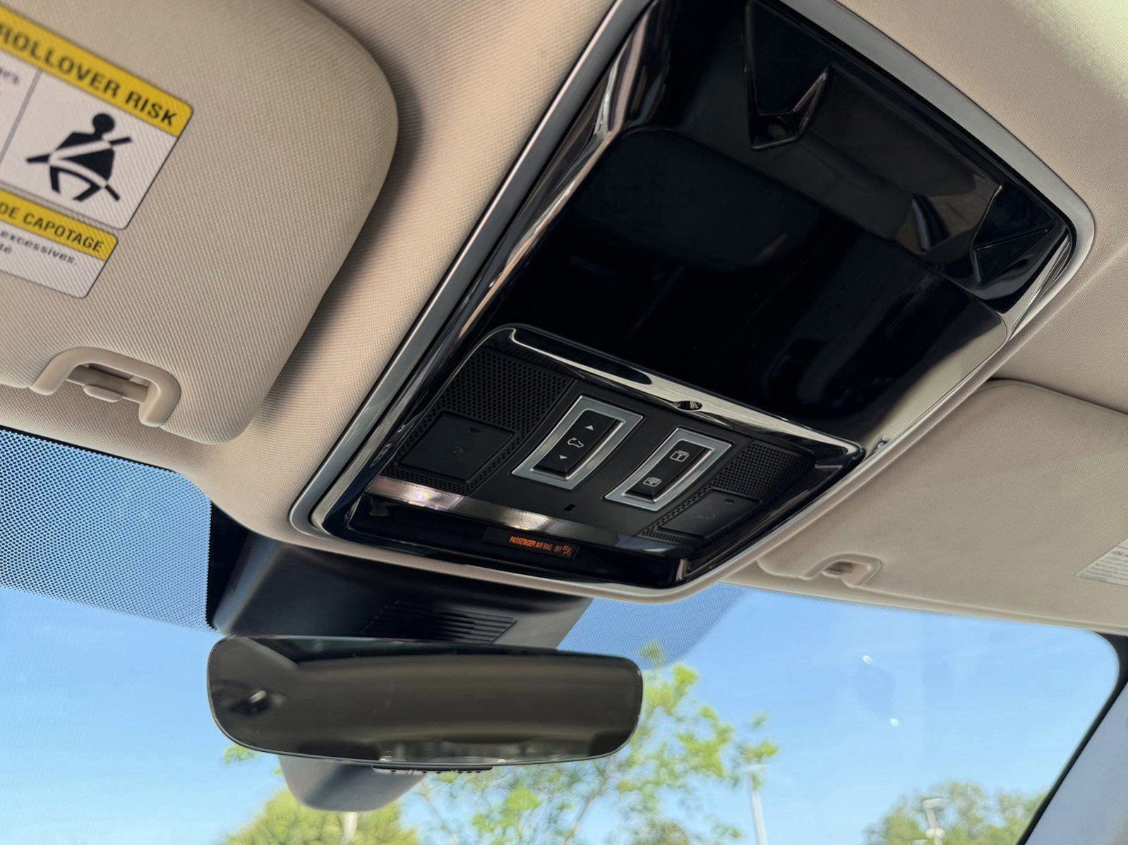 Used 2018 Land Rover Range Rover Long Wheelbase Supercharged image 13