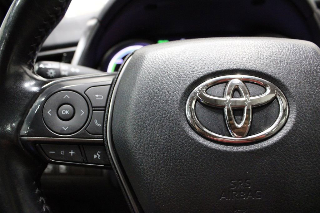 Used 2021 Toyota Camry XSE image 24