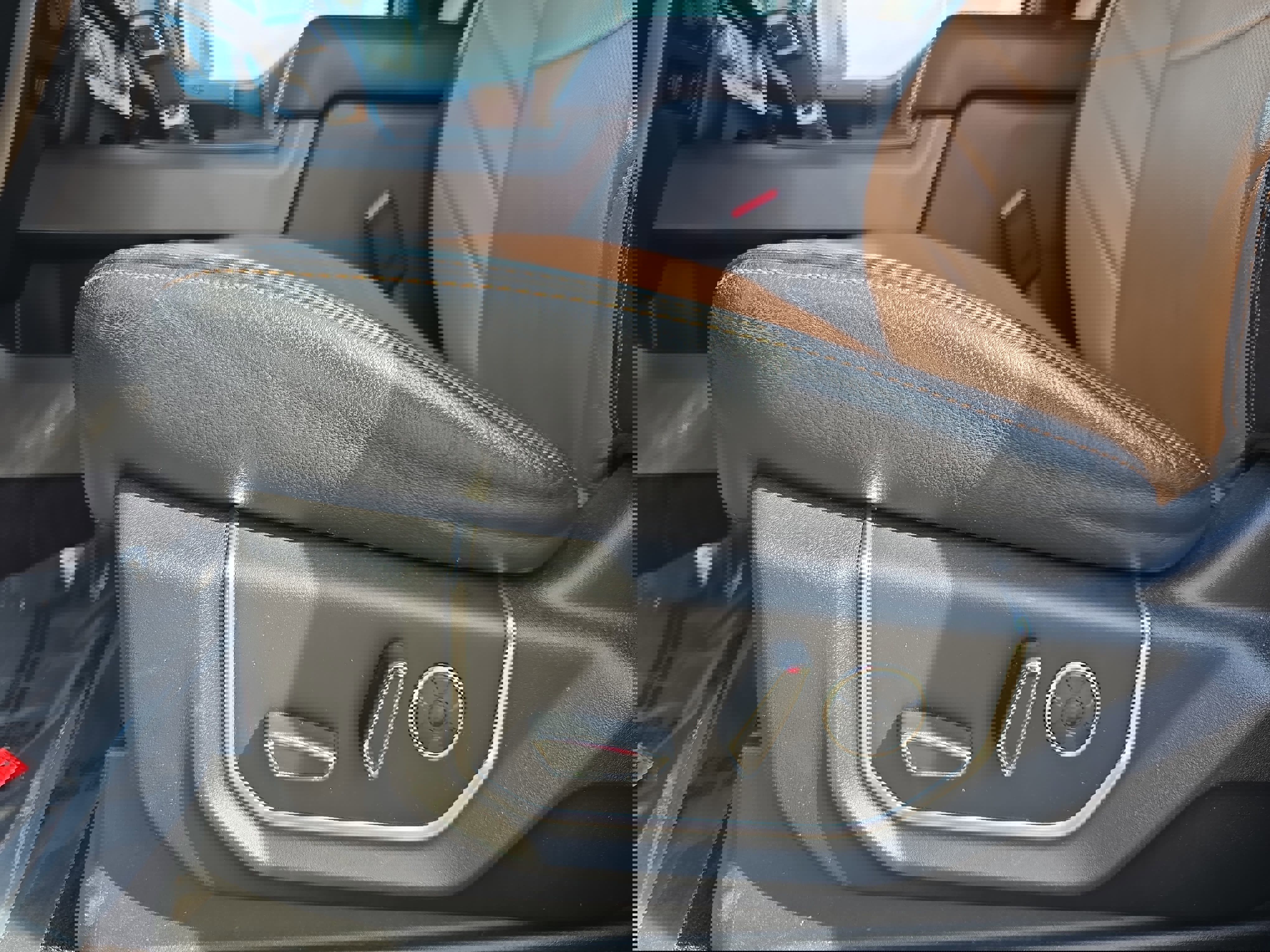 Used 2017 Ford F150 Limited w/ Trailer Tow Package image 27