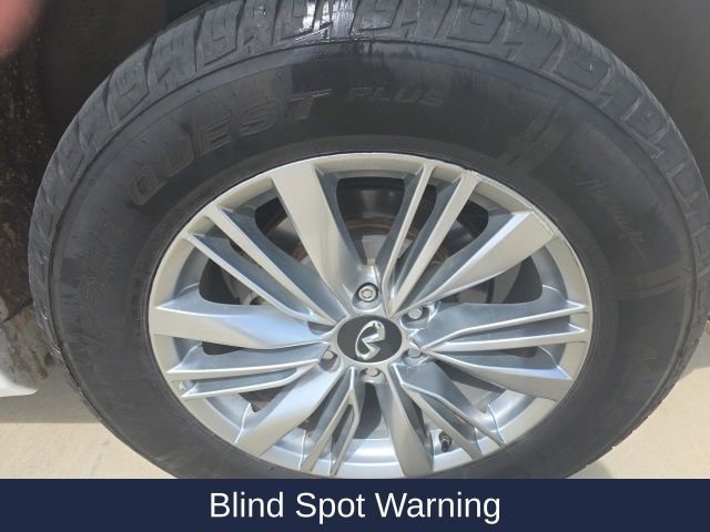 Used 2018 INFINITI QX80 2WD w/ Driver Assistance Package image 9