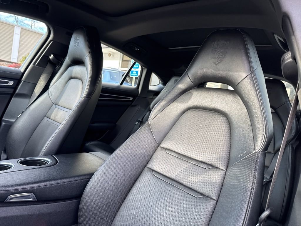 Used 2022 Porsche Panamera 4 Platinum Edition image 22