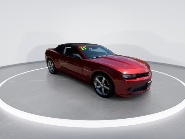 Used 2015 Chevrolet Camaro LT RWD image 2