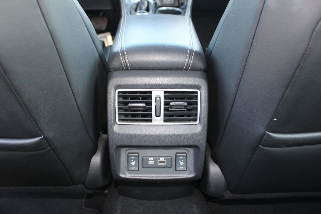 Used 2023 Nissan Maxima SL image 31