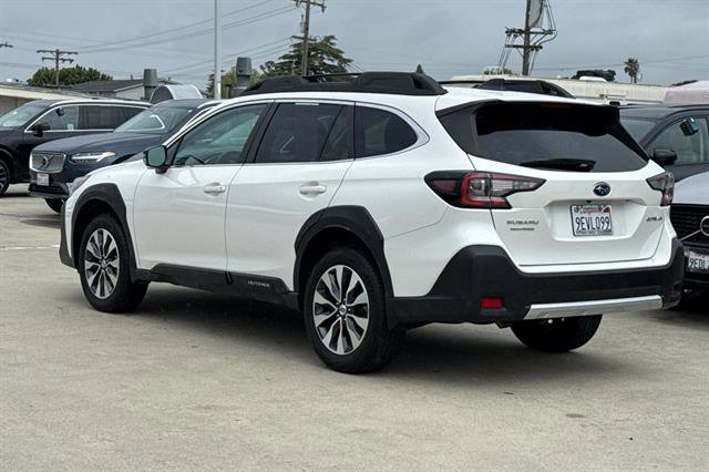 Used 2023 Subaru Outback Limited image 5