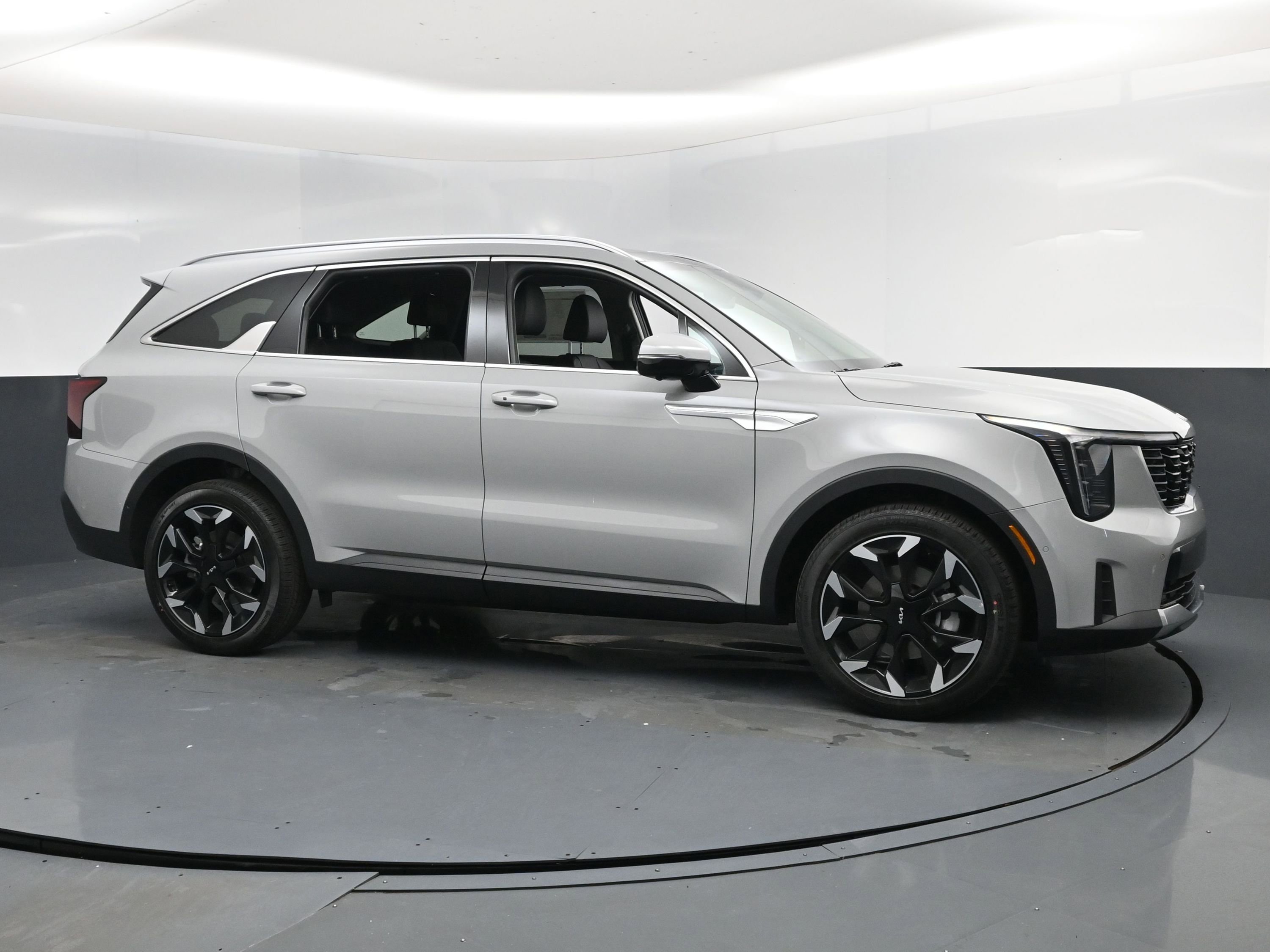 New 2026 Kia Sorento SX image 2