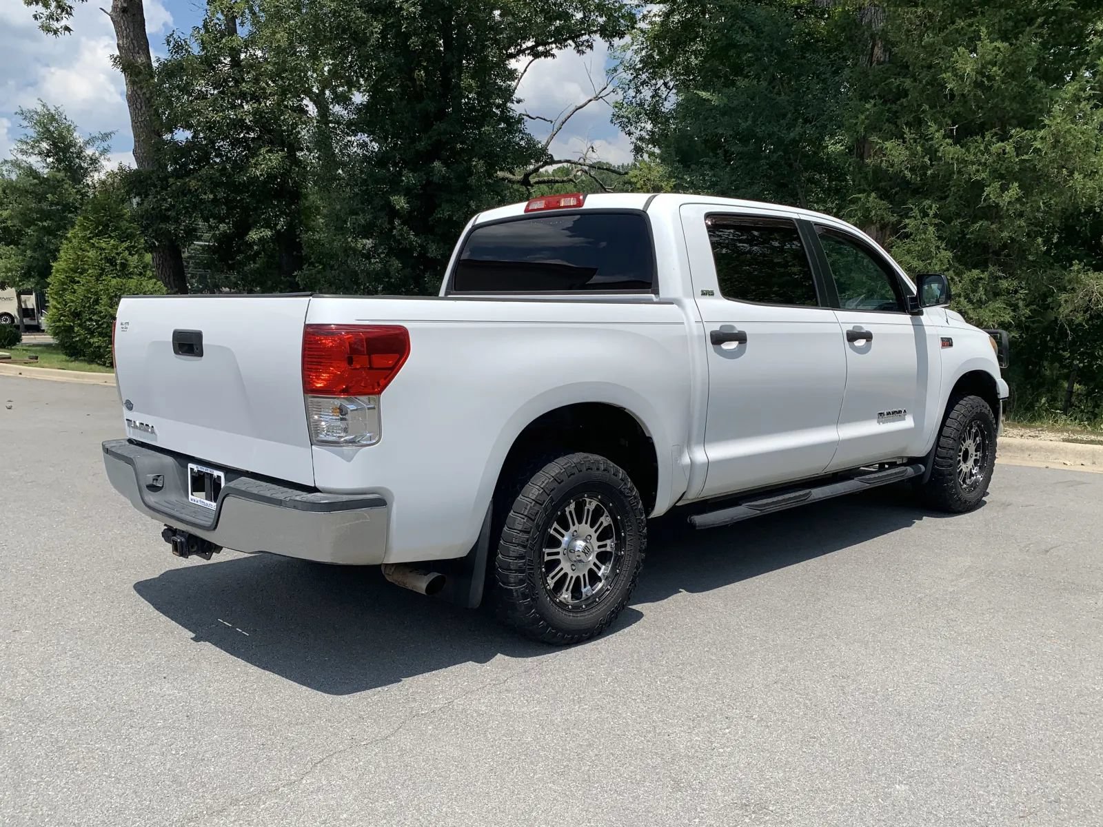 Used 2013 Toyota Tundra 2WD CrewMax w/ Tow Pkg image 7