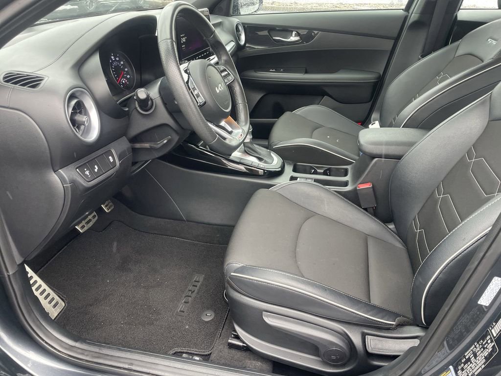 Certified 2024 Kia Forte GT-Line image 9