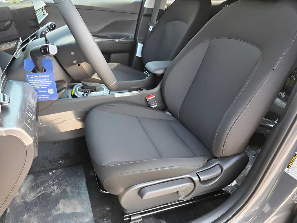 New 2026 Hyundai Kona SEL Sport AWD/4WD image 10