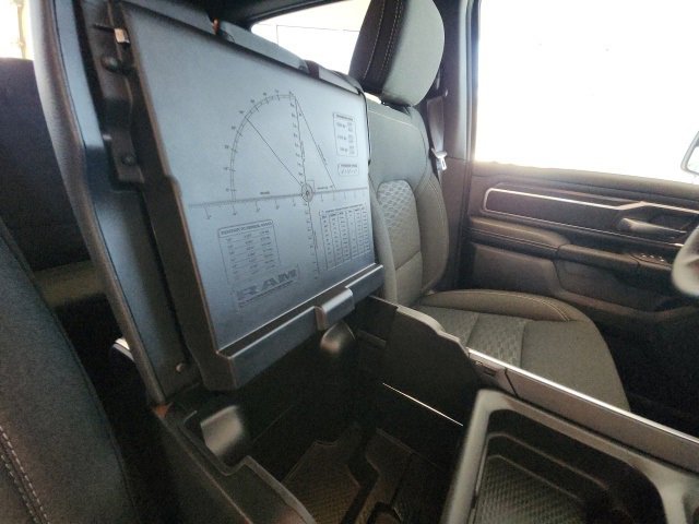 New 2026 RAM 1500 4x4 Crew Cab image 31