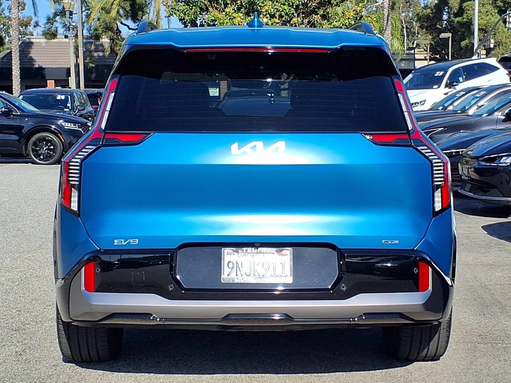Certified 2024 Kia EV9 GT-Line AWD/4WD image 5